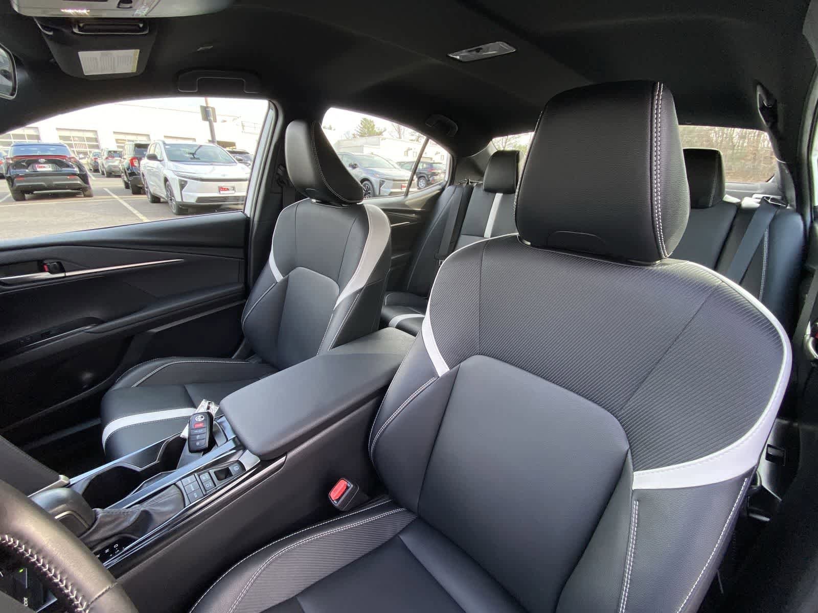 Thumbnail: 2025 Toyota Camry - 18