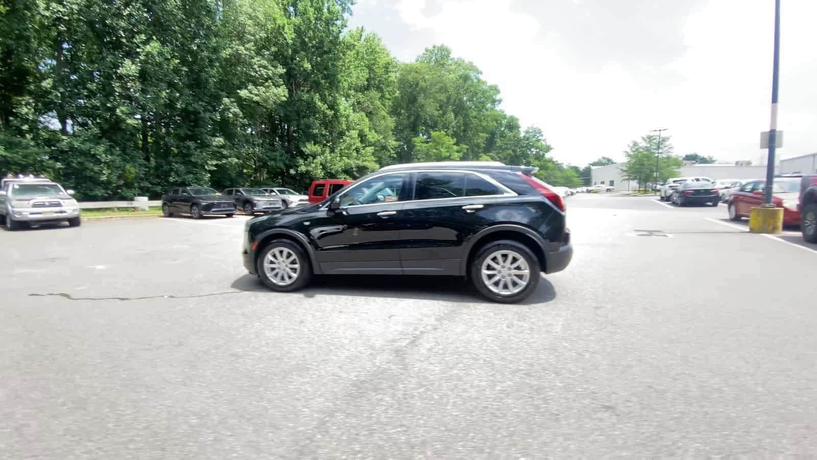Thumbnail: 2019 Cadillac XT4 - 5