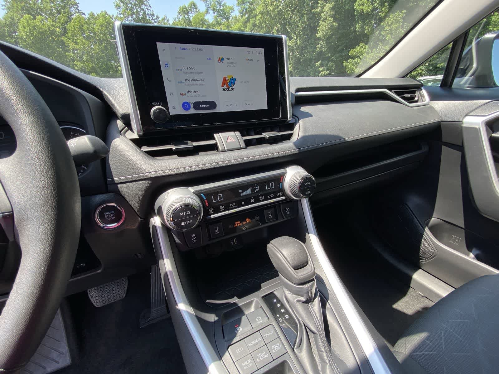 Thumbnail: 2024 Toyota RAV4 - 19