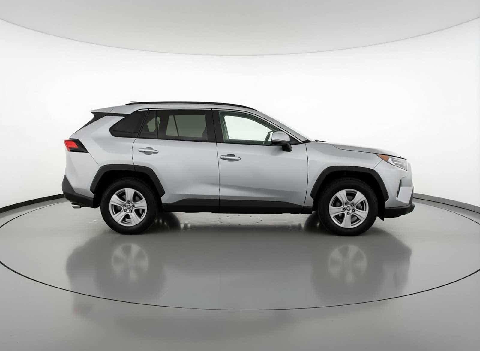 Thumbnail: 2024 Toyota RAV4 - 9