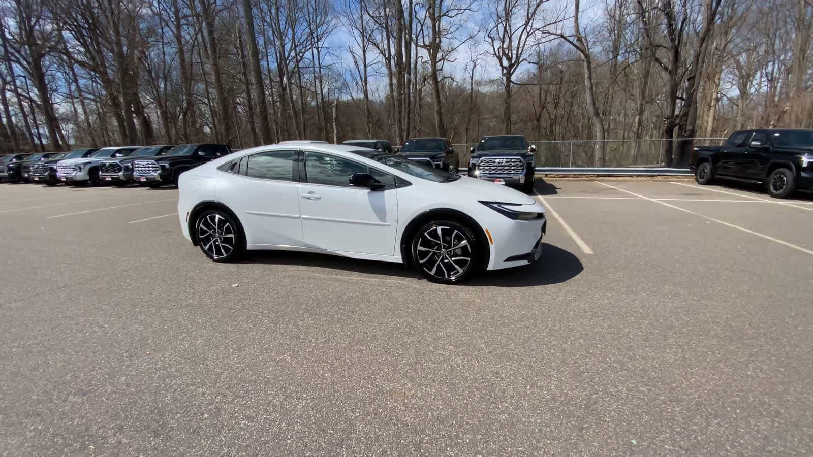 Thumbnail: 2026 Toyota Prius - 3