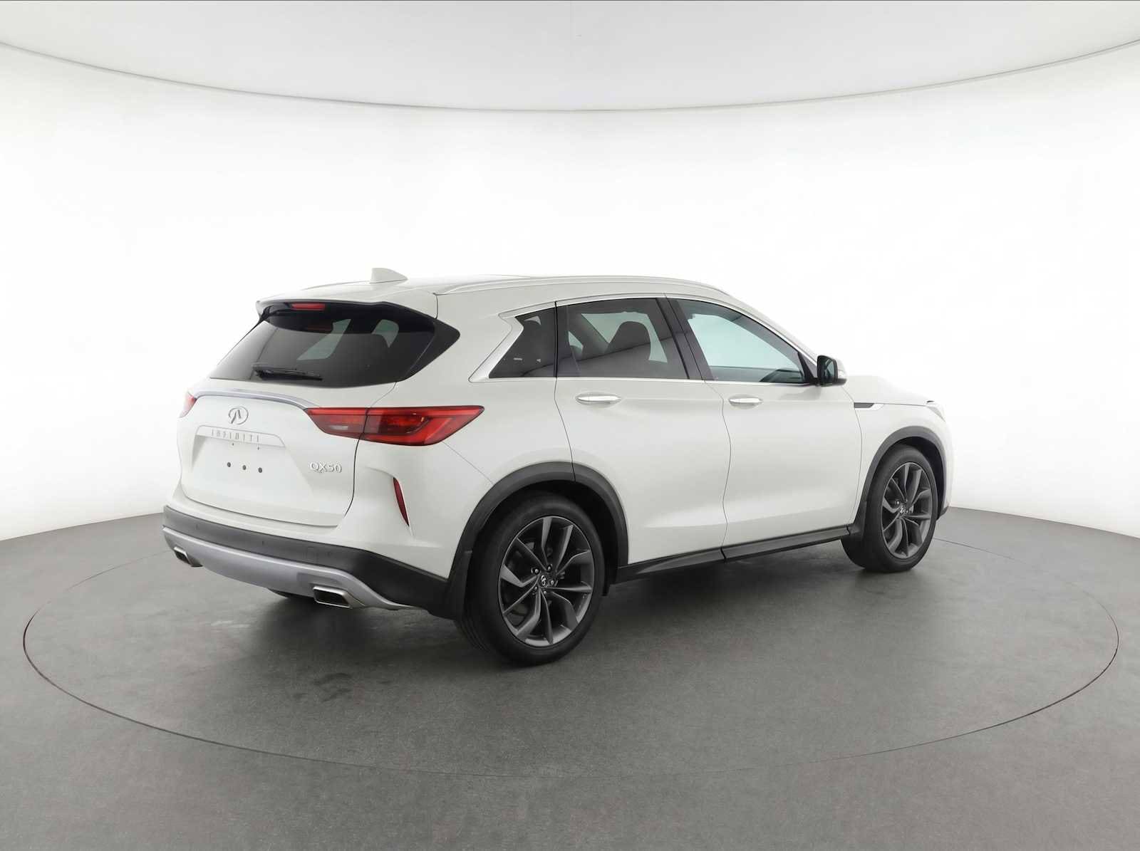 Thumbnail: 2022 INFINITI QX50 - 5