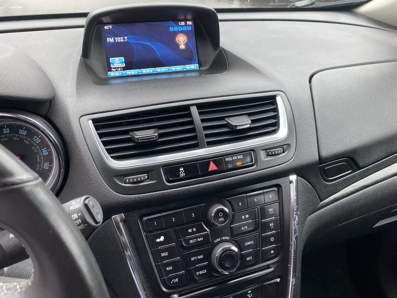 Thumbnail: 2016 Buick Encore - 27