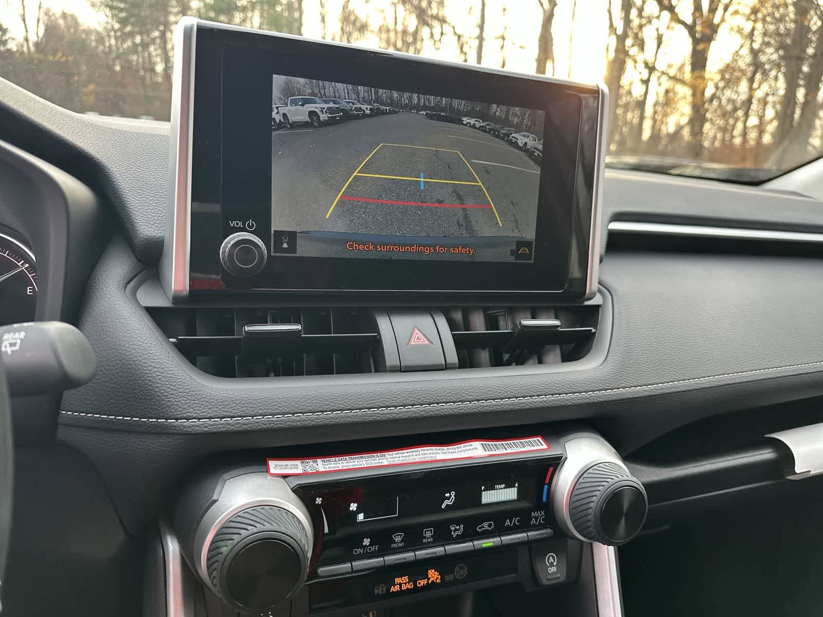 Thumbnail: 2025 Toyota RAV4 - 25