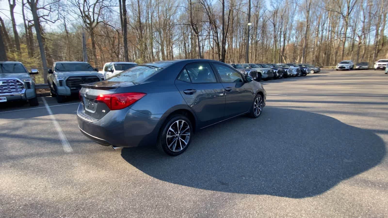 Thumbnail: 2018 Toyota Corolla - 11