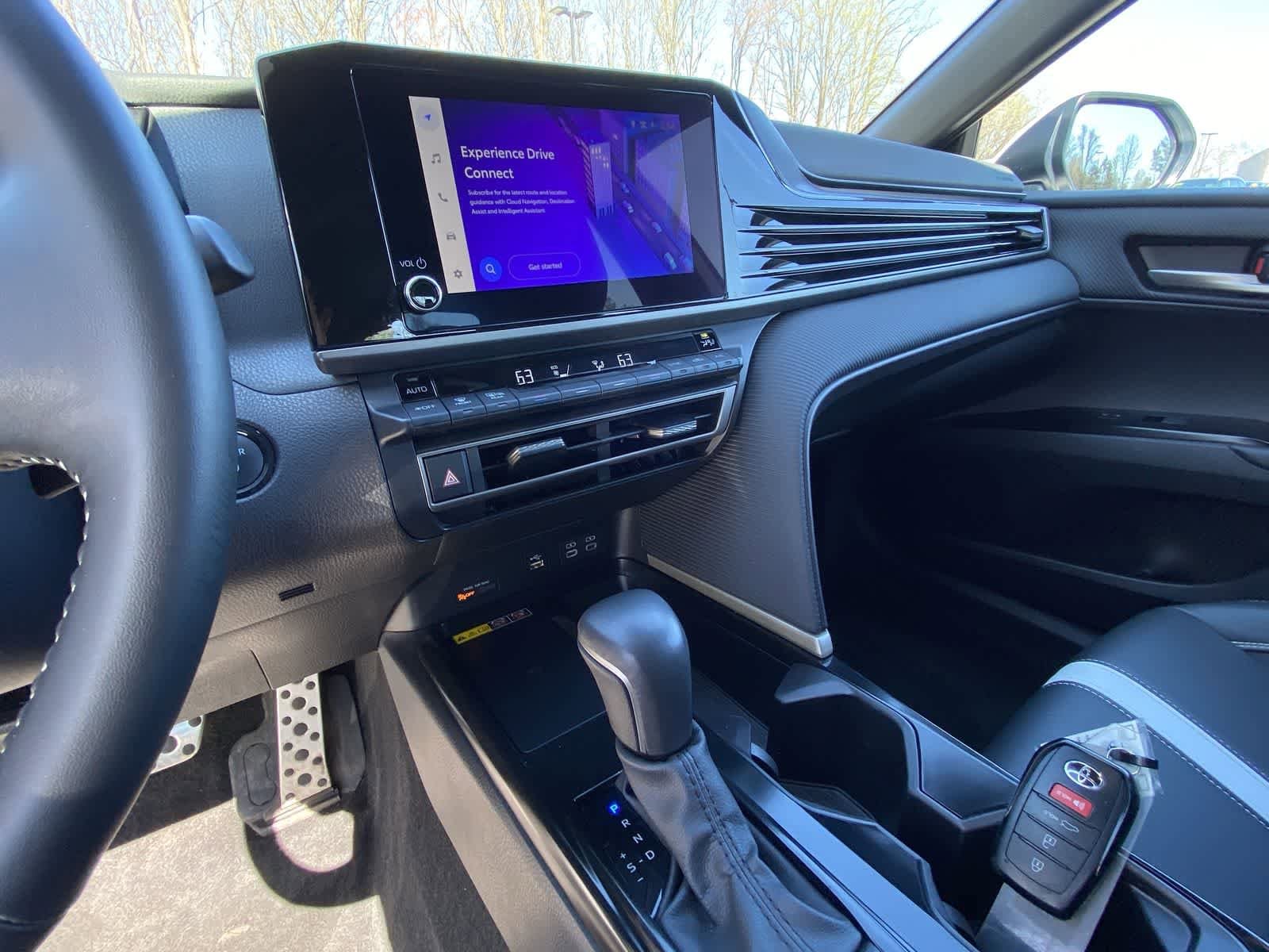 Thumbnail: 2025 Toyota Camry - 22