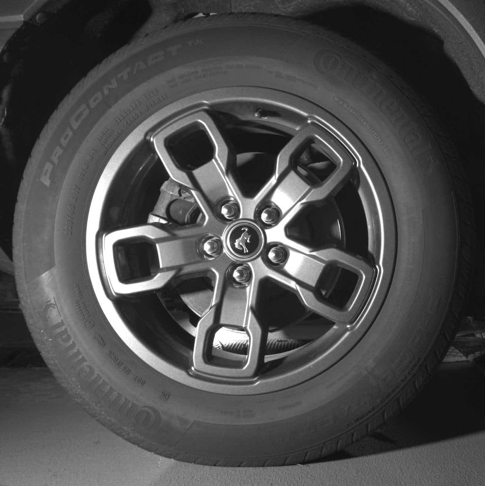 Thumbnail: 2022 Ford Bronco Sport - 12