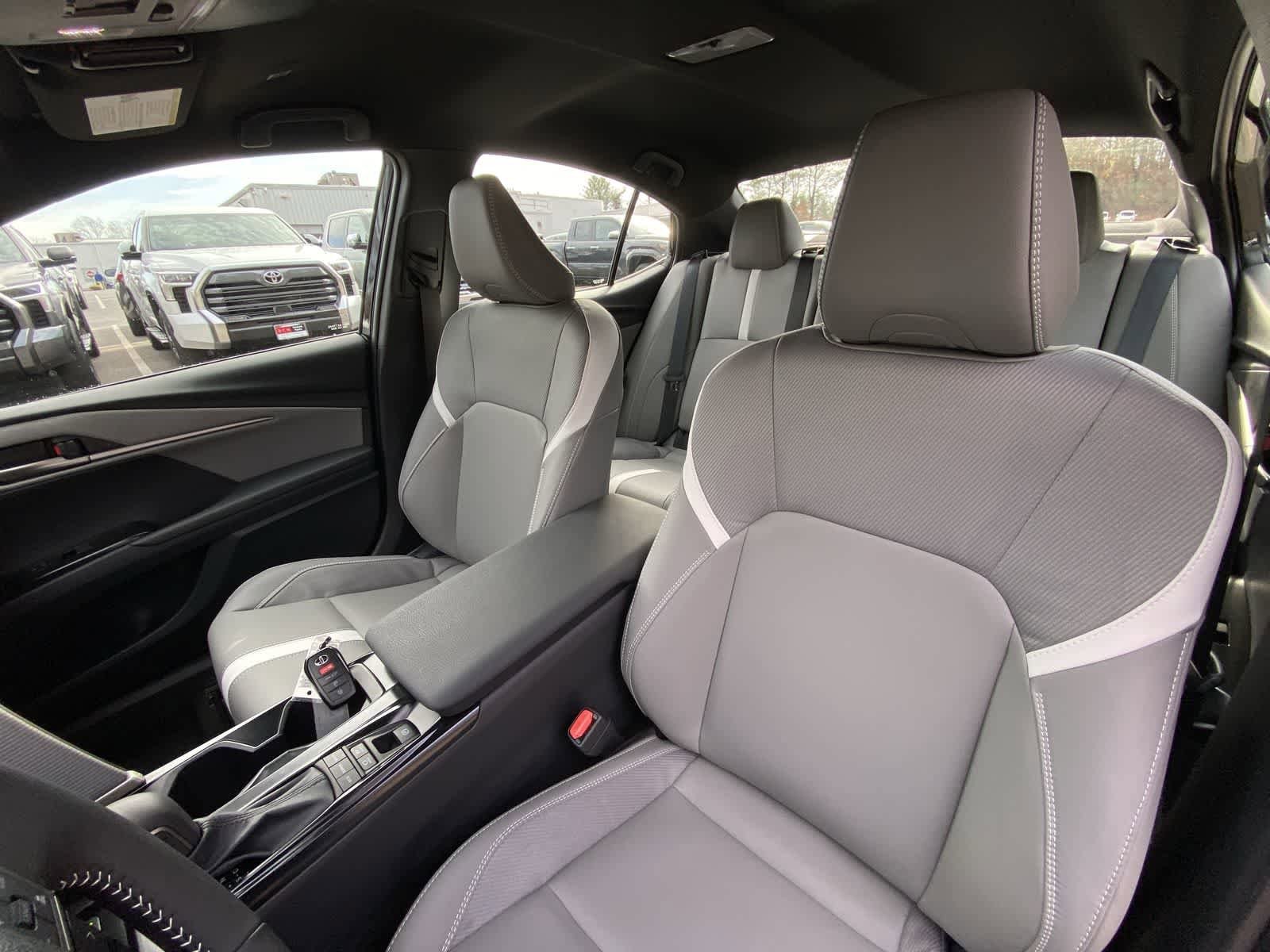 Thumbnail: 2025 Toyota Camry - 23