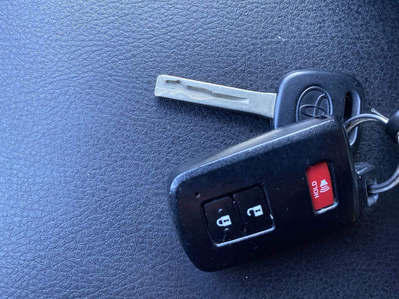 Thumbnail: 2023 Toyota Tacoma - 40