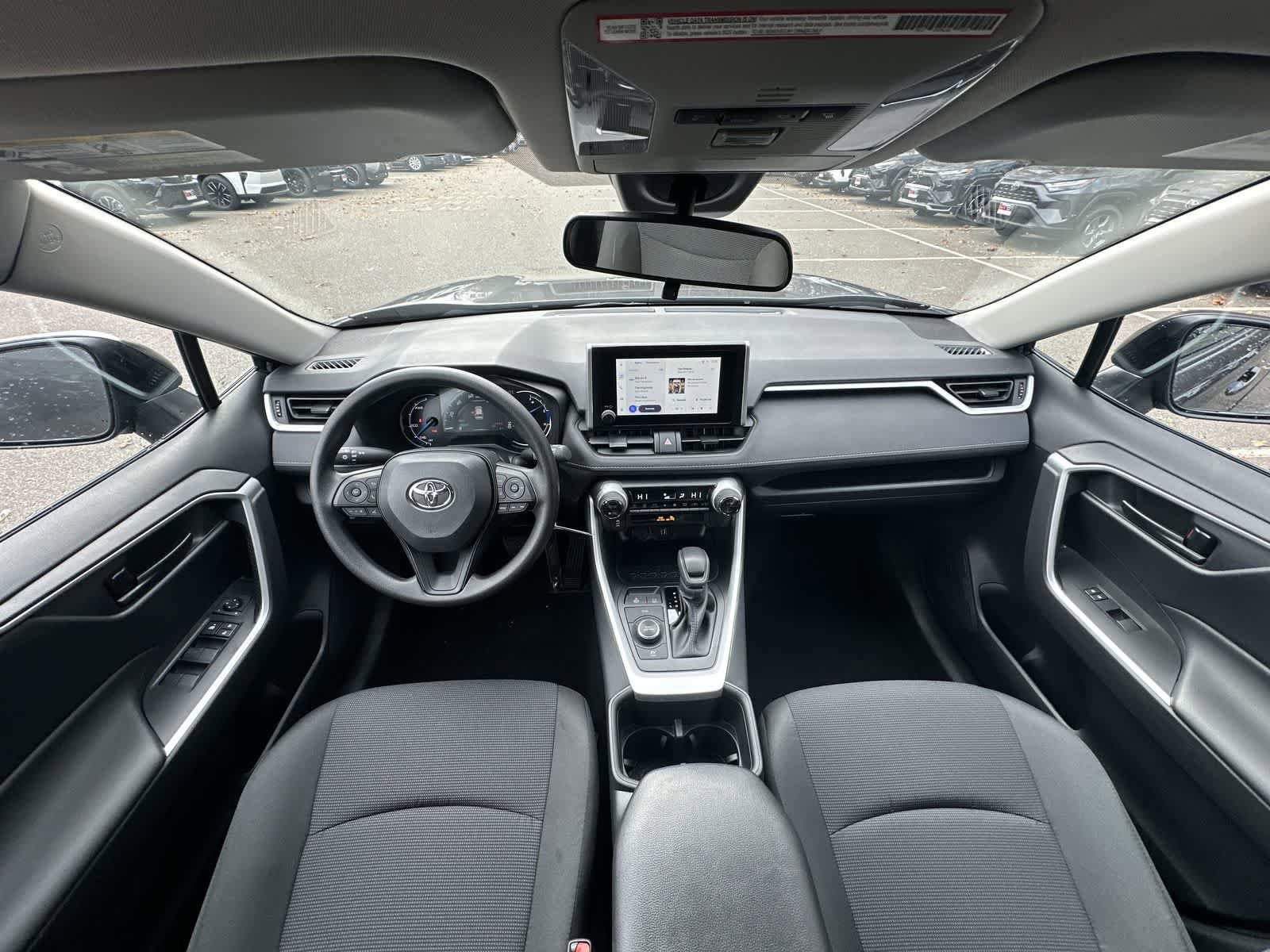 Thumbnail: 2025 Toyota RAV4 - 28