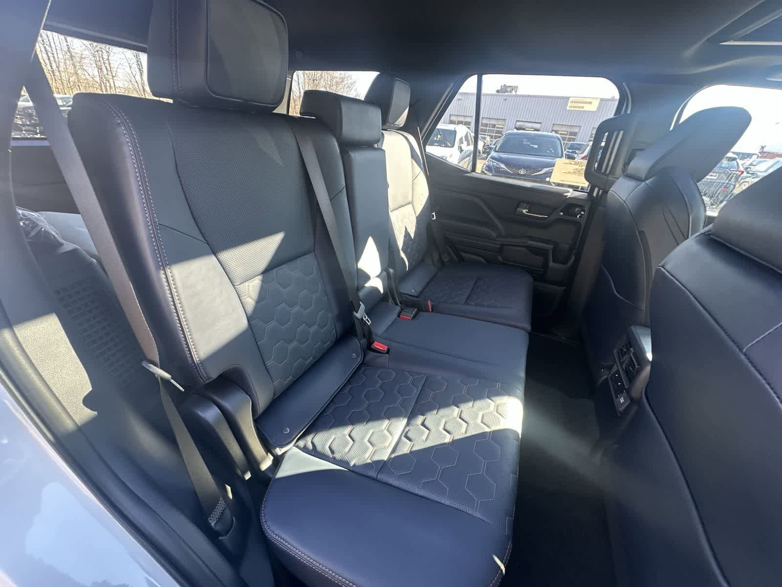 Thumbnail: 2026 Toyota 4Runner - 37