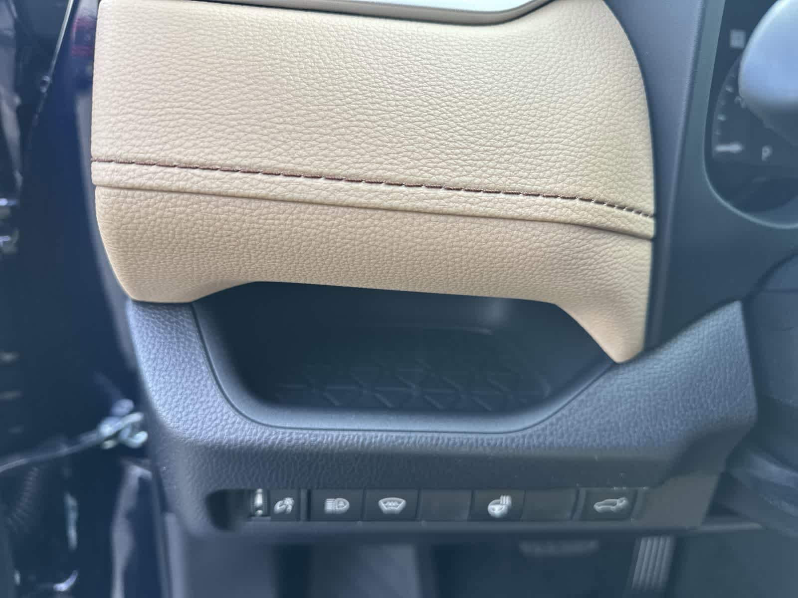 Thumbnail: 2025 Toyota RAV4 - 19