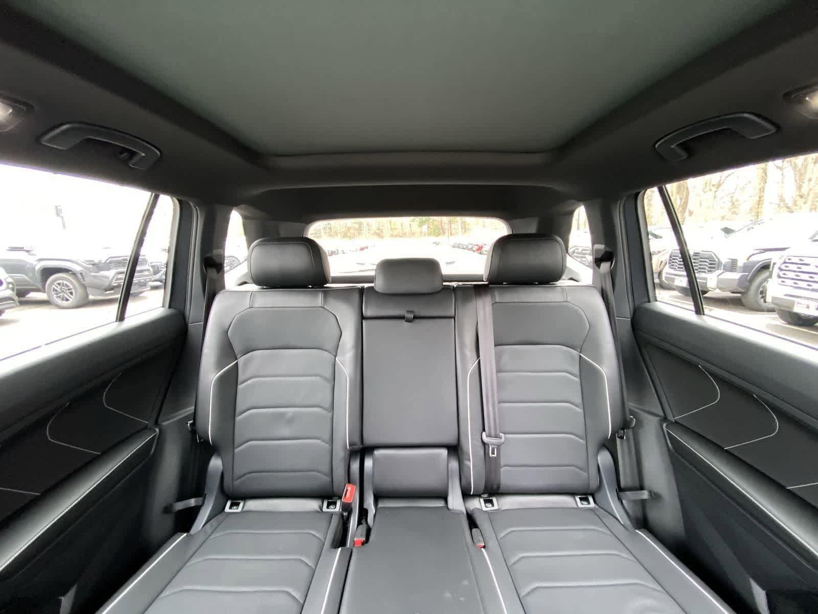 Thumbnail: 2024 Volkswagen Tiguan - 49