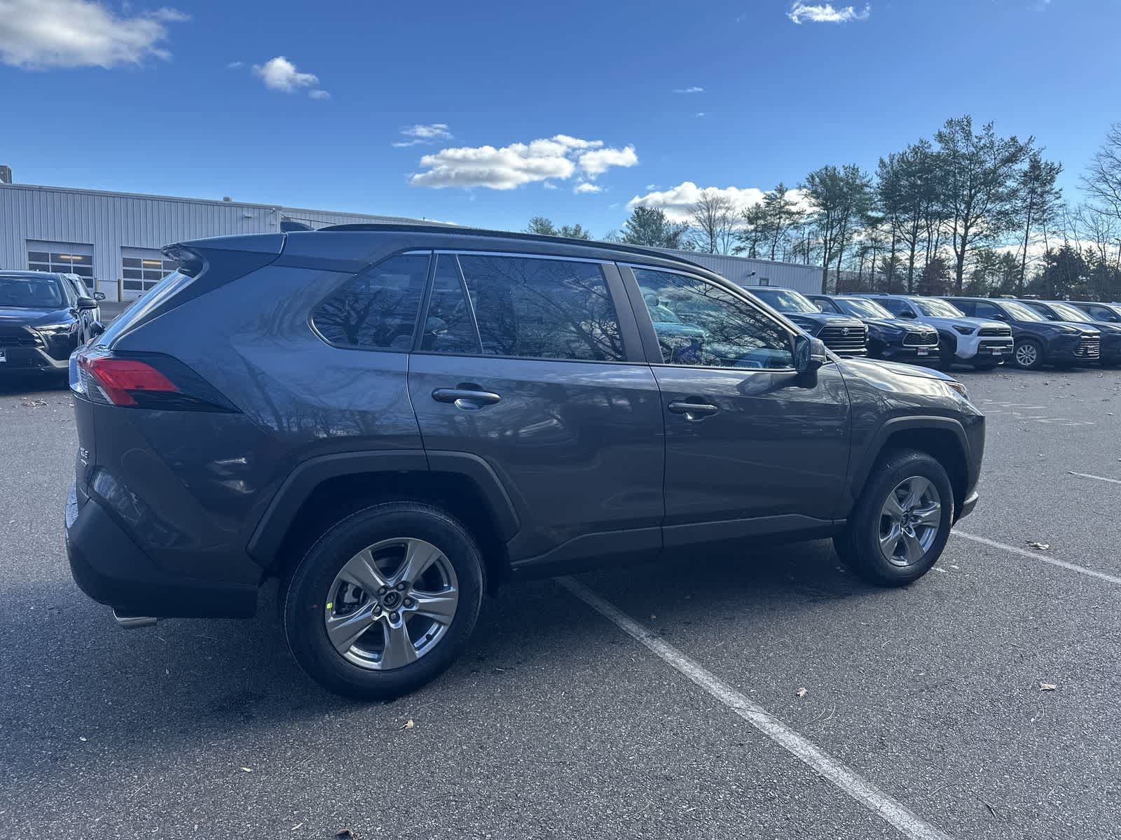 Thumbnail: 2025 Toyota RAV4 - 10