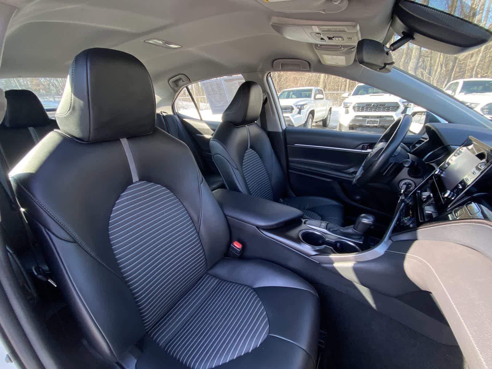 Thumbnail: 2023 Toyota Camry - 21