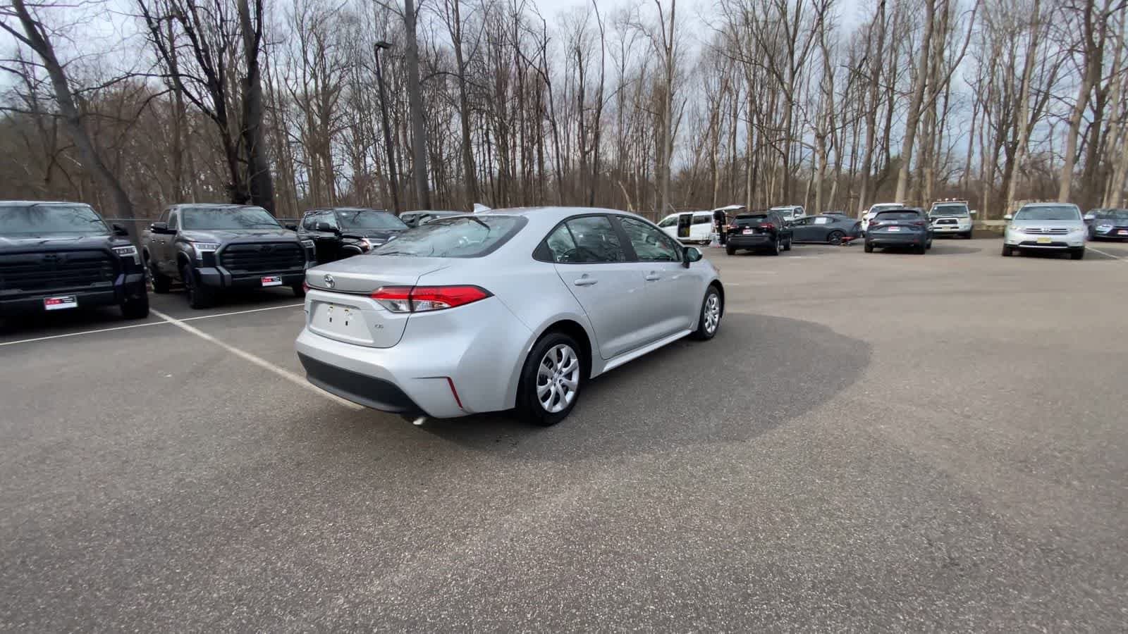 Thumbnail: 2025 Toyota Corolla - 9