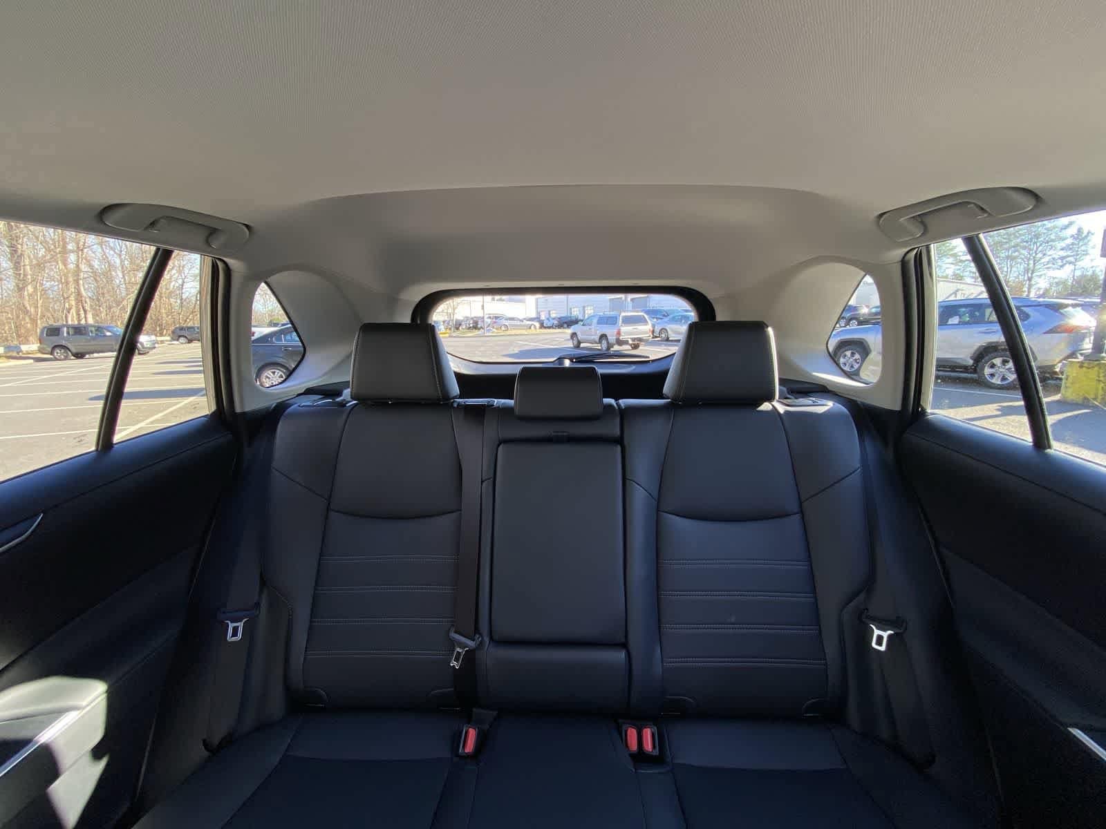 Thumbnail: 2025 Toyota RAV4 - 30