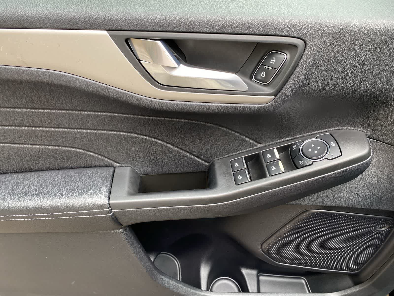 2022 Ford Escape SEL - Photo 15