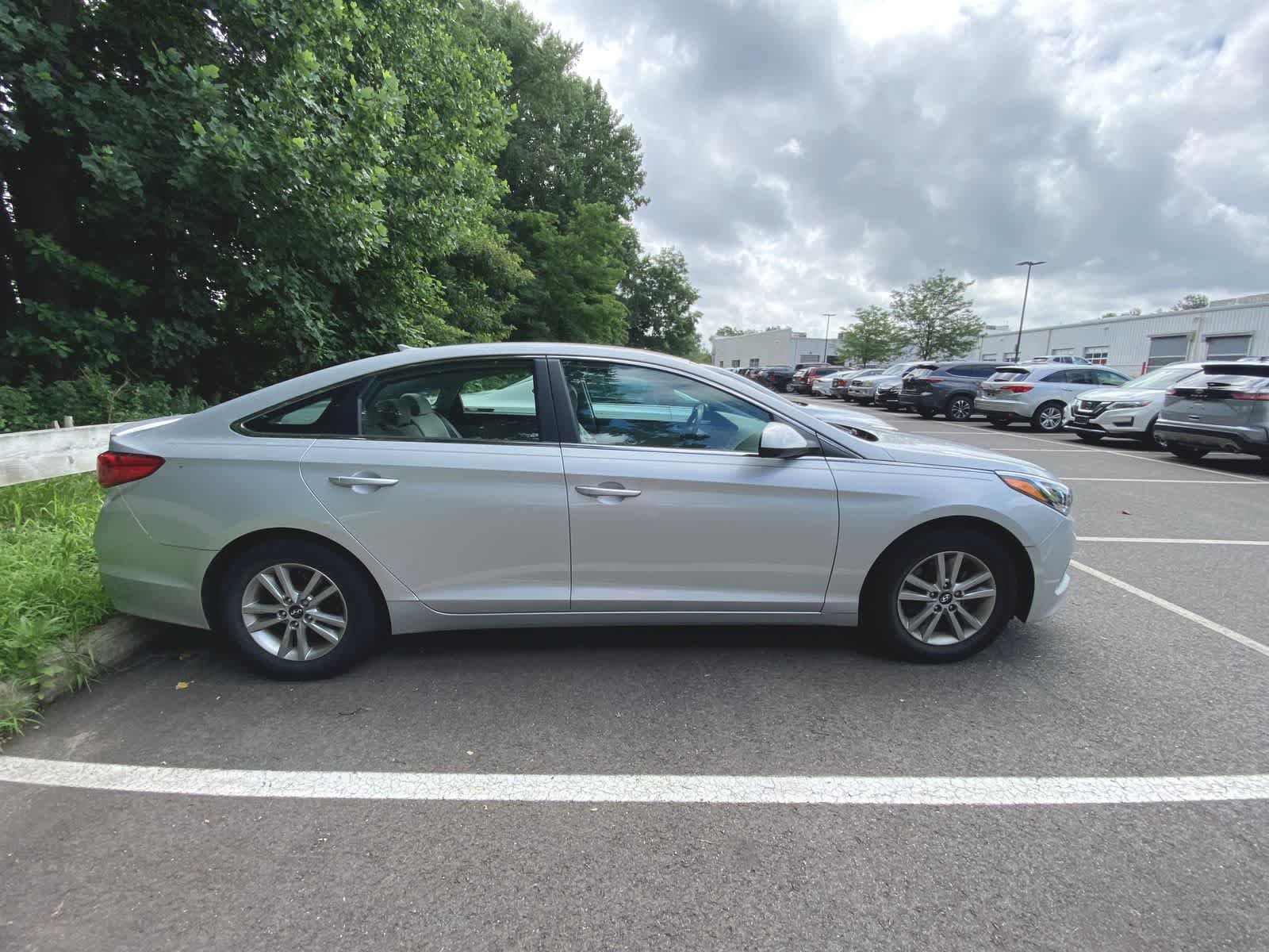 Thumbnail: 2017 Hyundai Sonata - 5