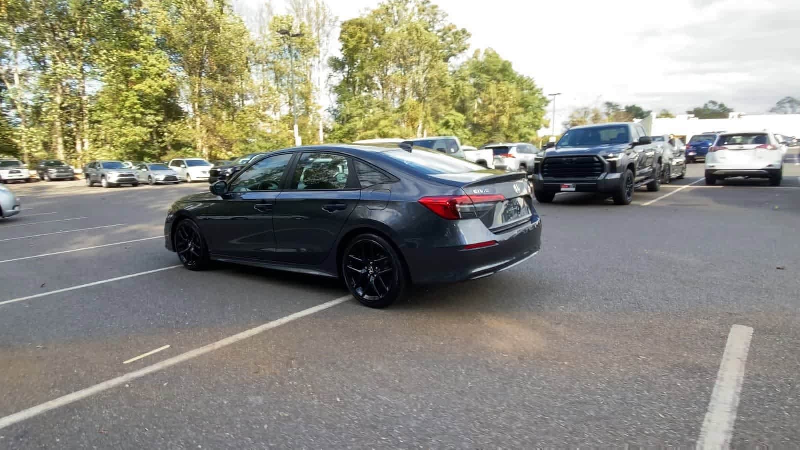 Thumbnail: 2023 Honda Civic - 6