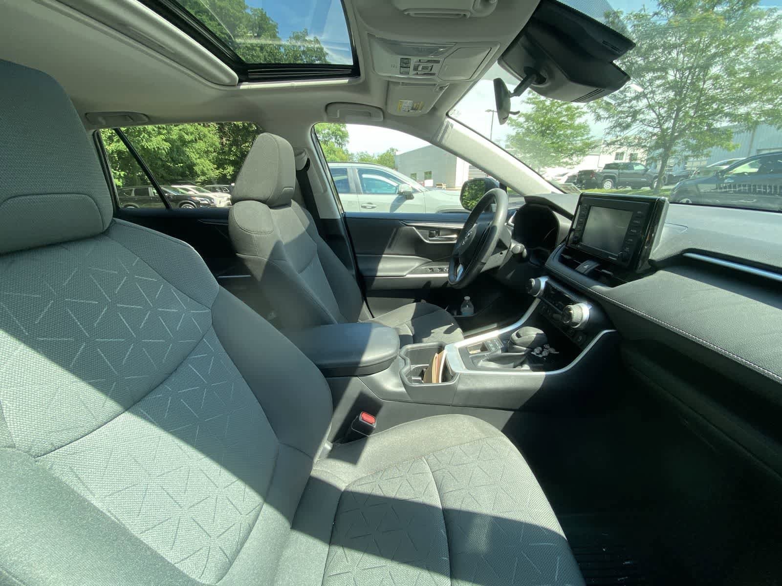 Thumbnail: 2022 Toyota RAV4 - 5