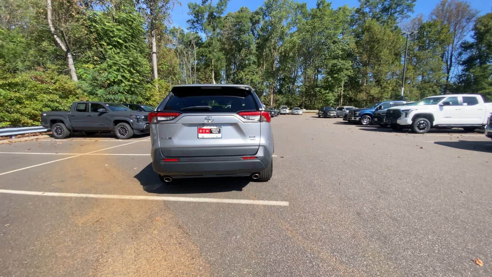 Thumbnail: 2021 Toyota RAV4 - 7