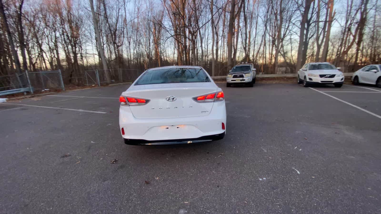 Thumbnail: 2019 Hyundai Sonata - 15