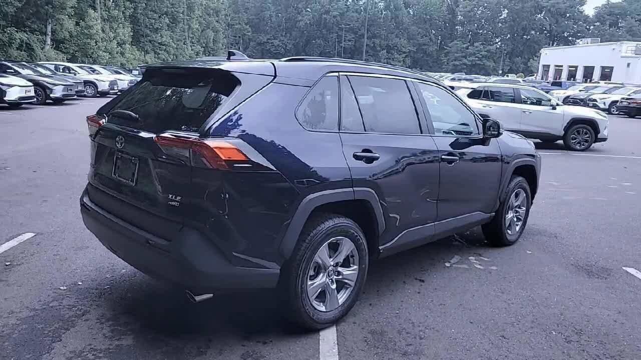 Thumbnail: 2025 Toyota RAV4 - 8