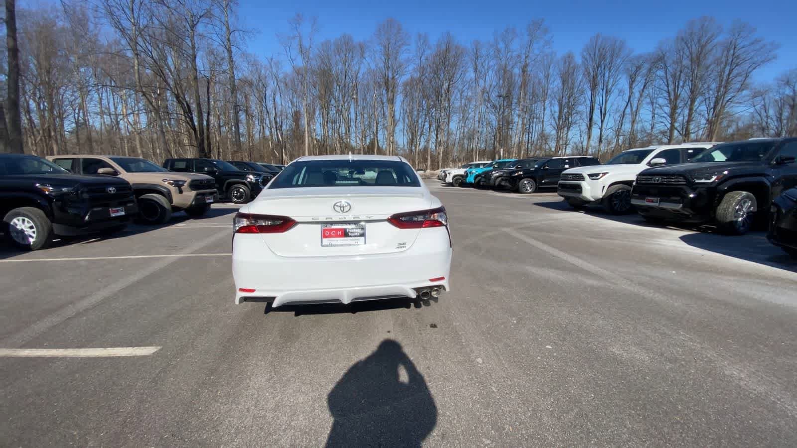 Thumbnail: 2023 Toyota Camry - 15