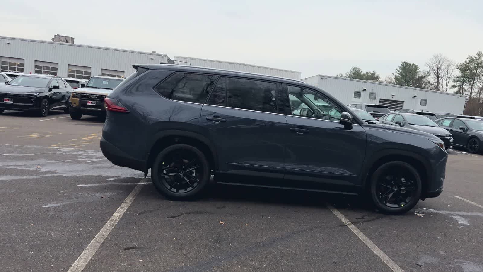 Thumbnail: 2026 Toyota Grand Highlander - 9