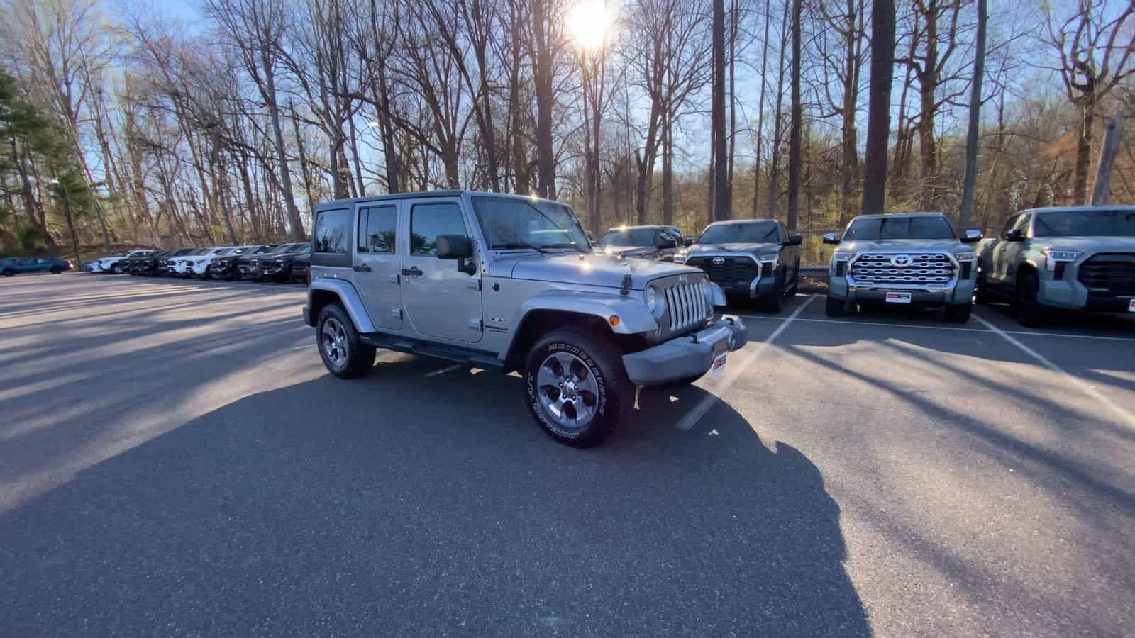Thumbnail: 2016 Jeep Wrangler - 2