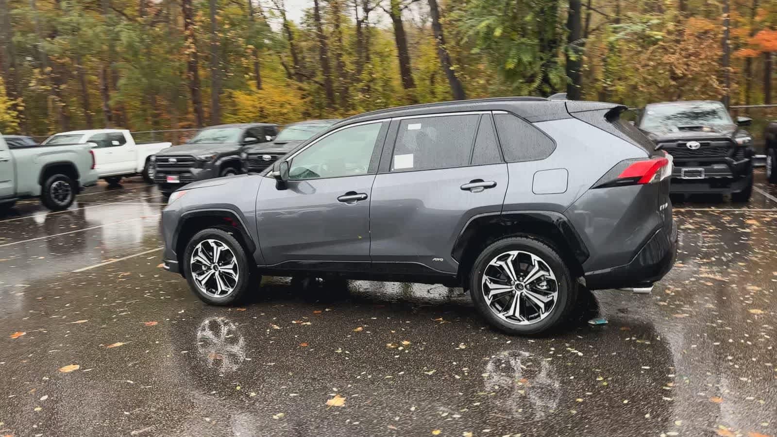 Thumbnail: 2025 Toyota RAV4 - 6