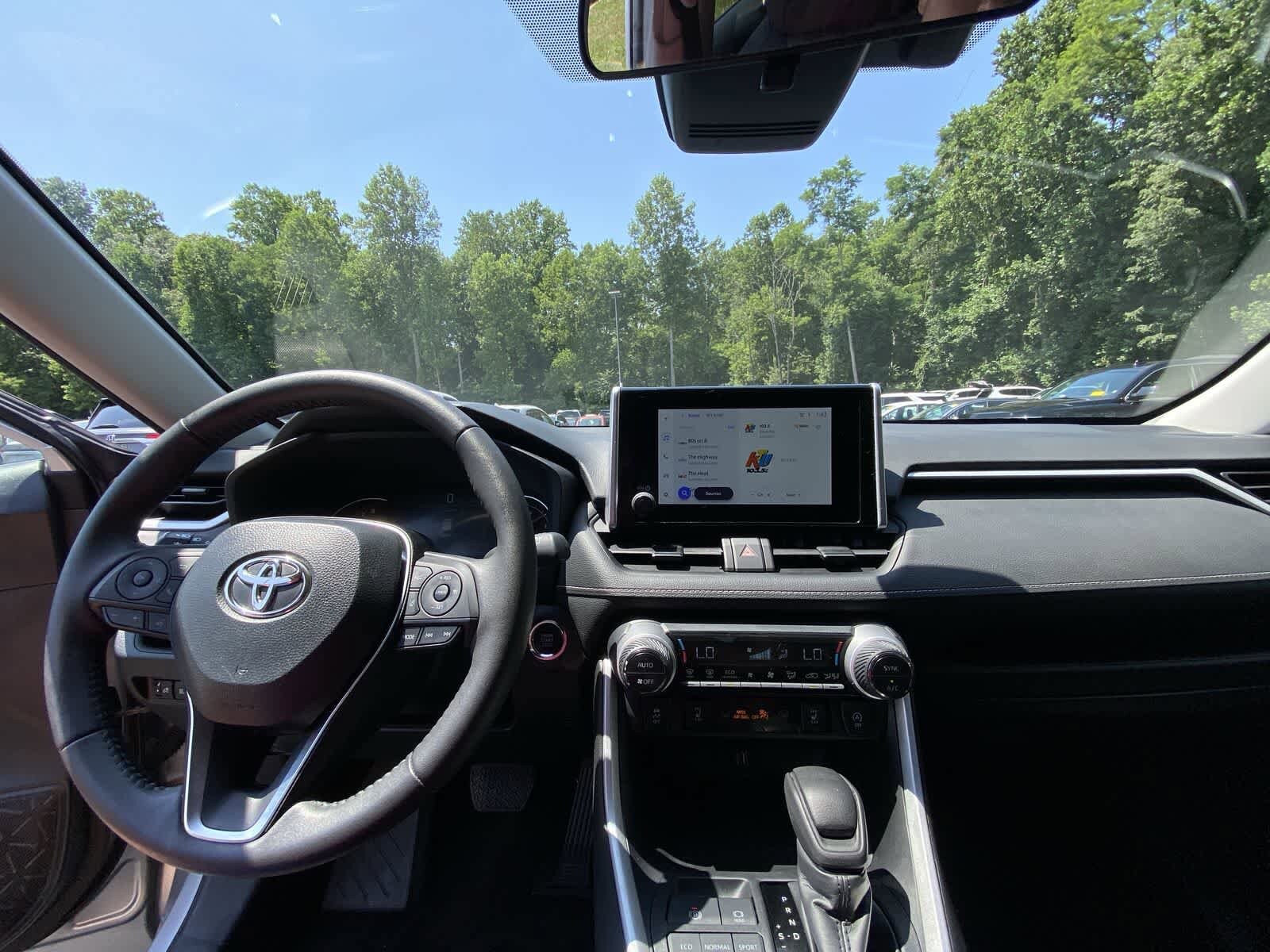 Thumbnail: 2024 Toyota RAV4 - 18