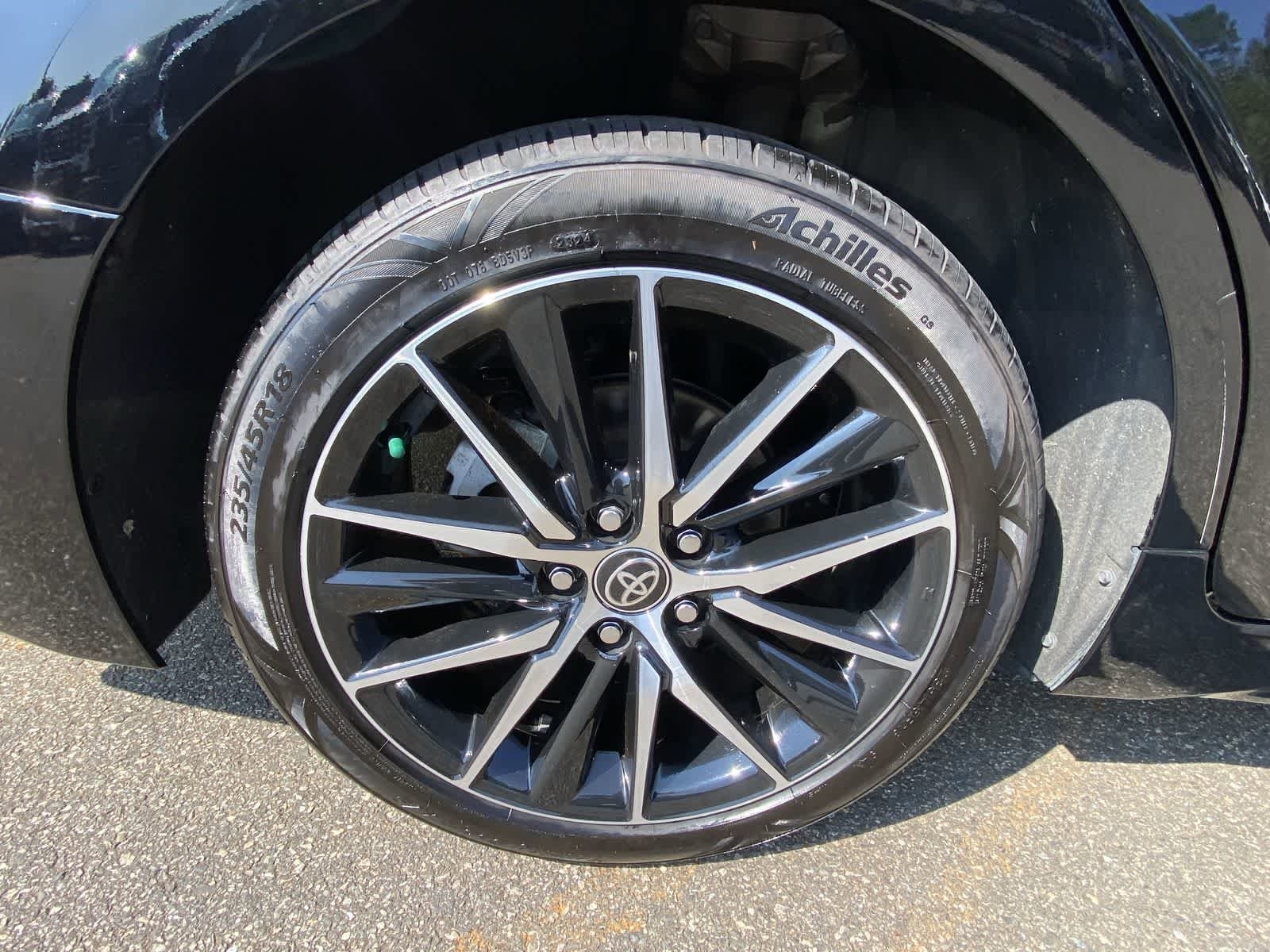 Thumbnail: 2023 Toyota Camry - 13