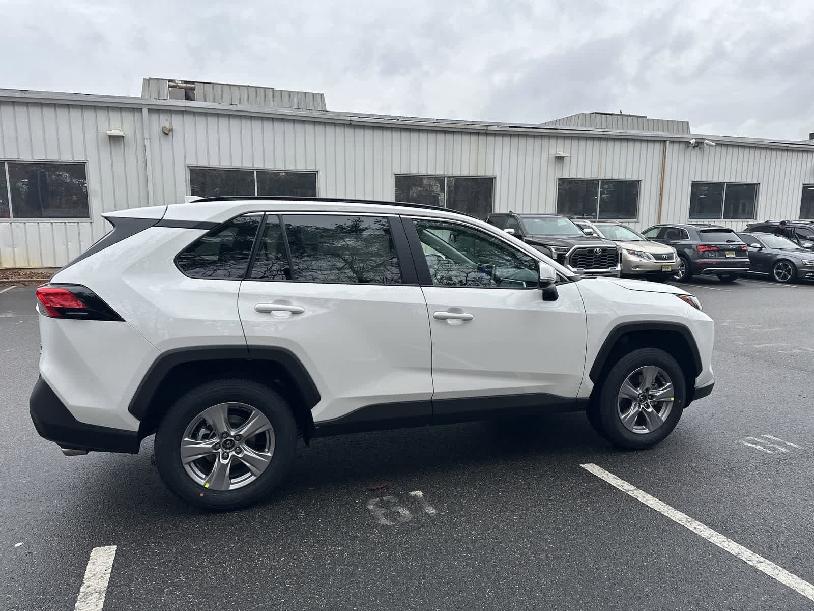 Thumbnail: 2025 Toyota RAV4 - 20