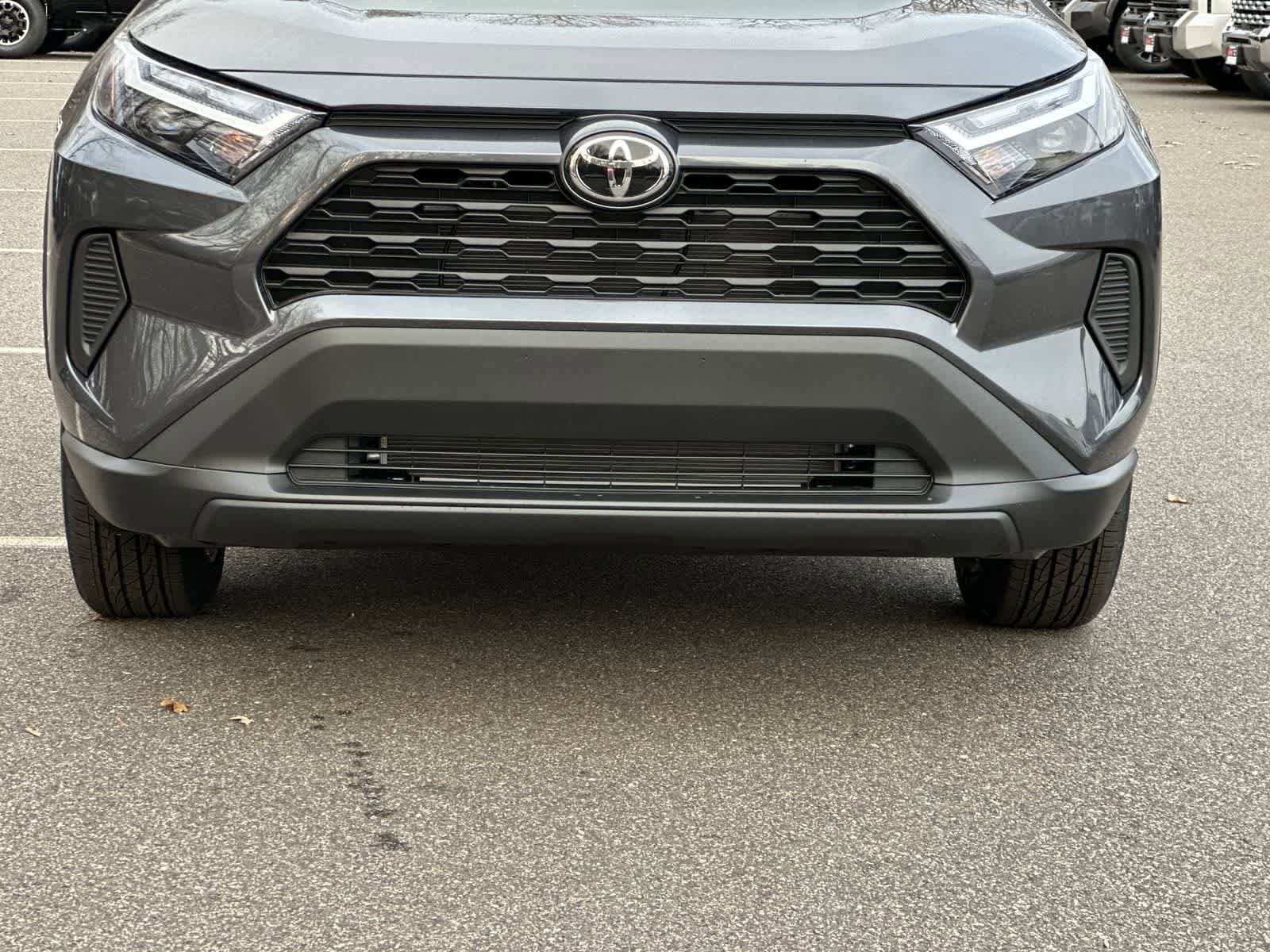 Thumbnail: 2025 Toyota RAV4 - 13