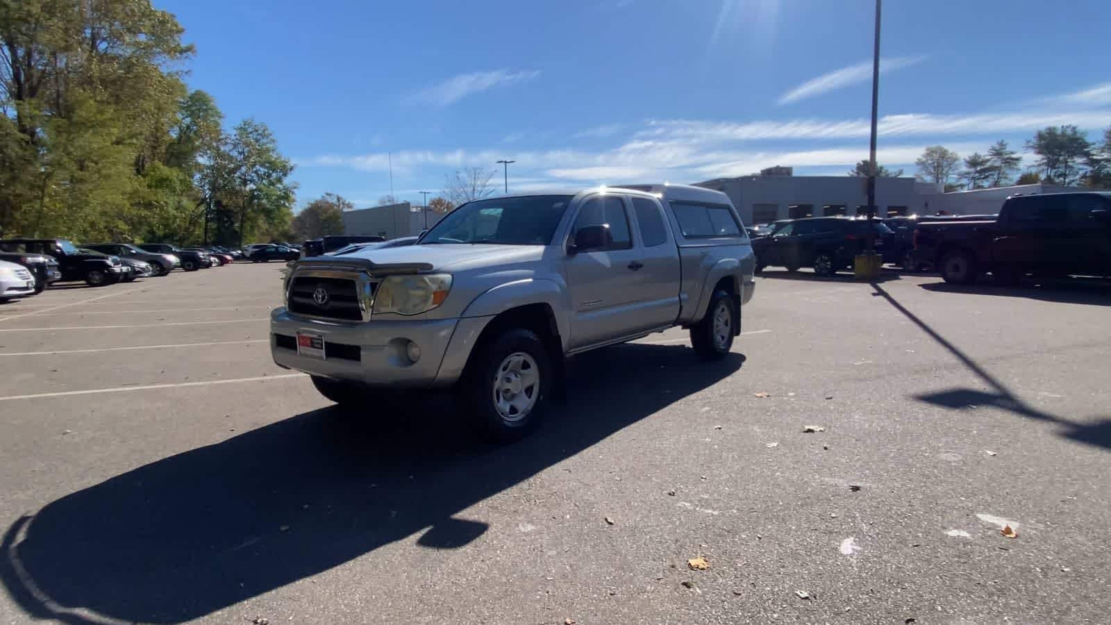 Thumbnail: 2009 Toyota Tacoma - 4