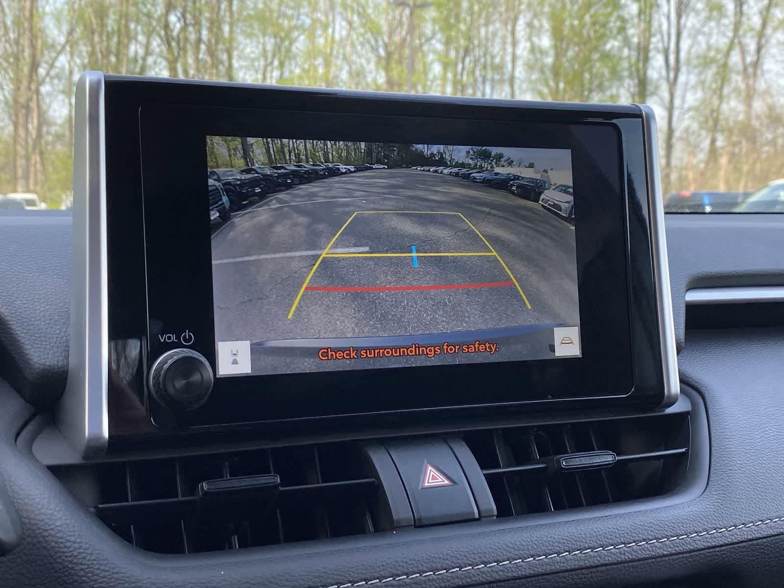 Thumbnail: 2025 Toyota RAV4 - 31