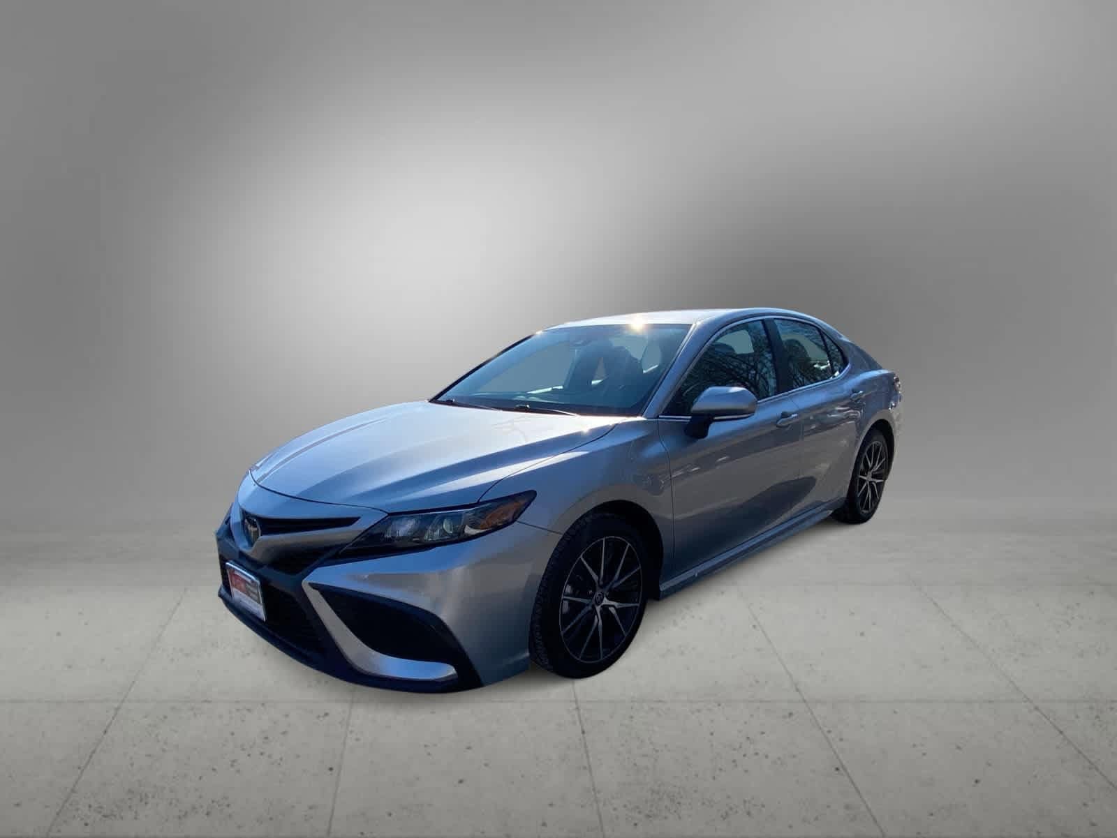 Thumbnail: 2023 Toyota Camry - 6