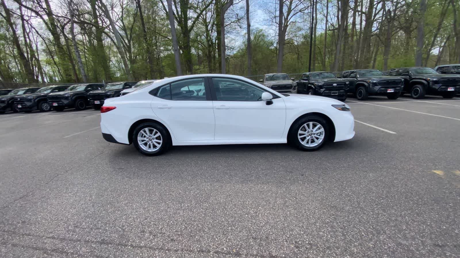 Thumbnail: 2025 Toyota Camry - 13