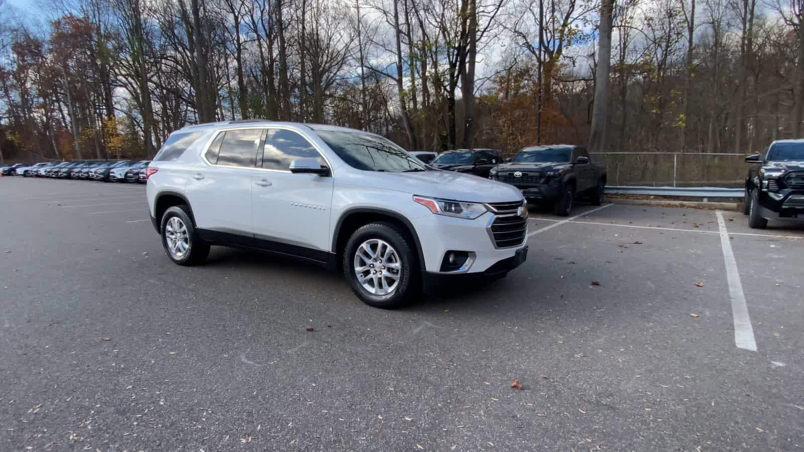 Thumbnail: 2018 Chevrolet Traverse - 8