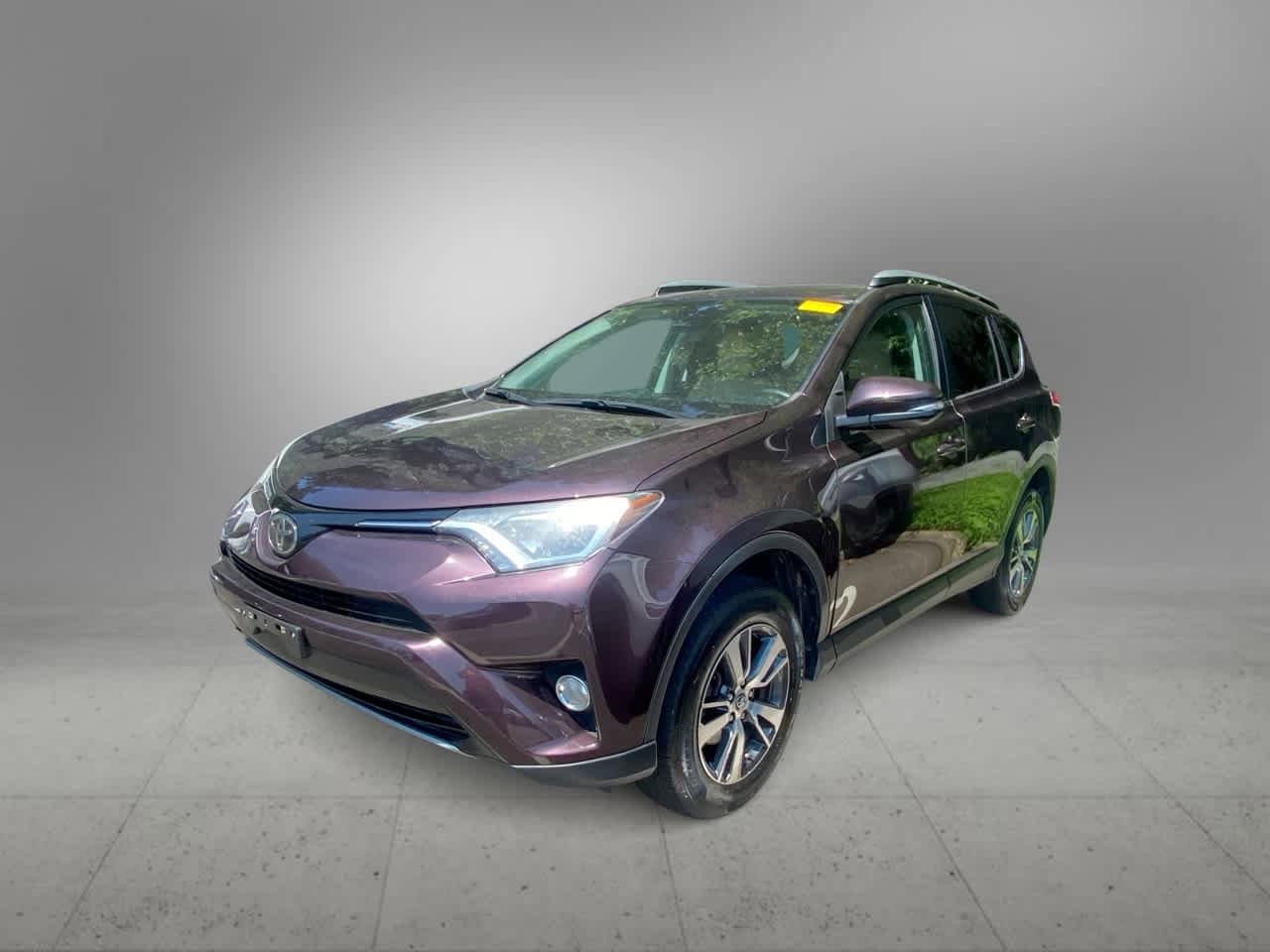 Thumbnail: 2018 Toyota RAV4 - 1