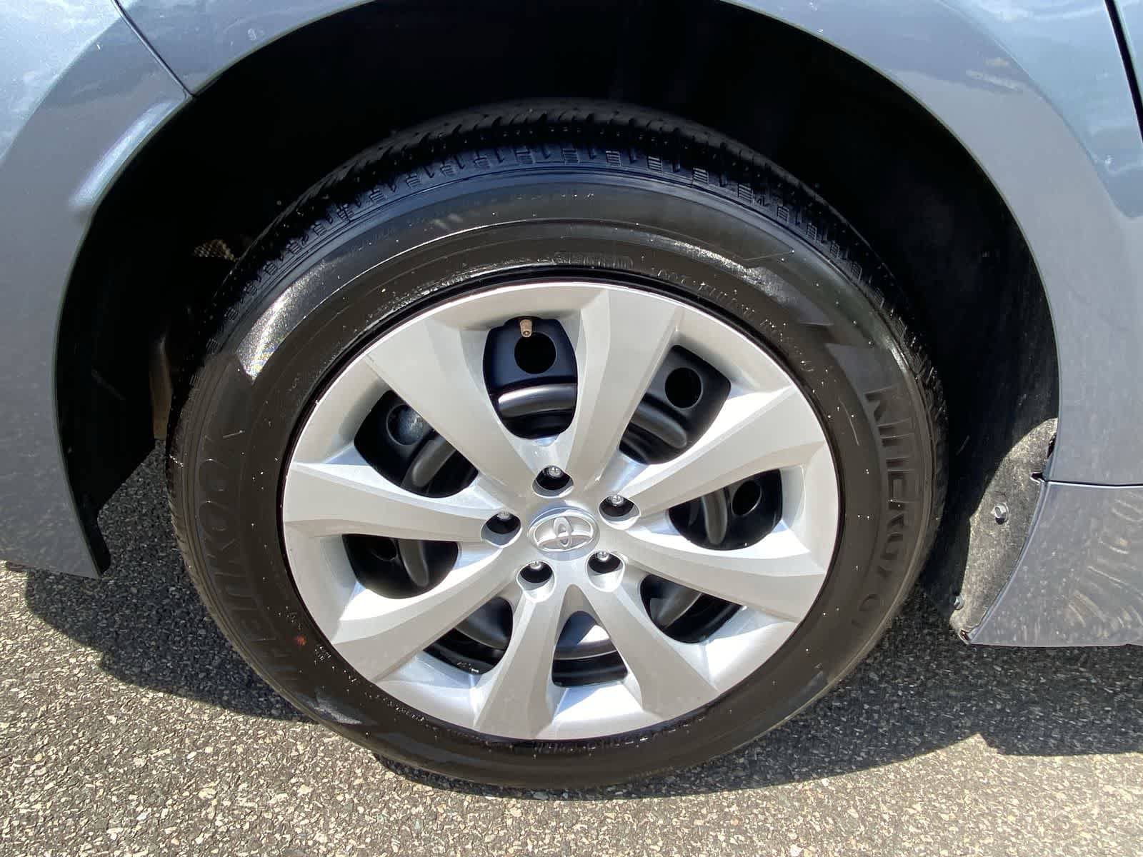 Thumbnail: 2025 Toyota Corolla - 15