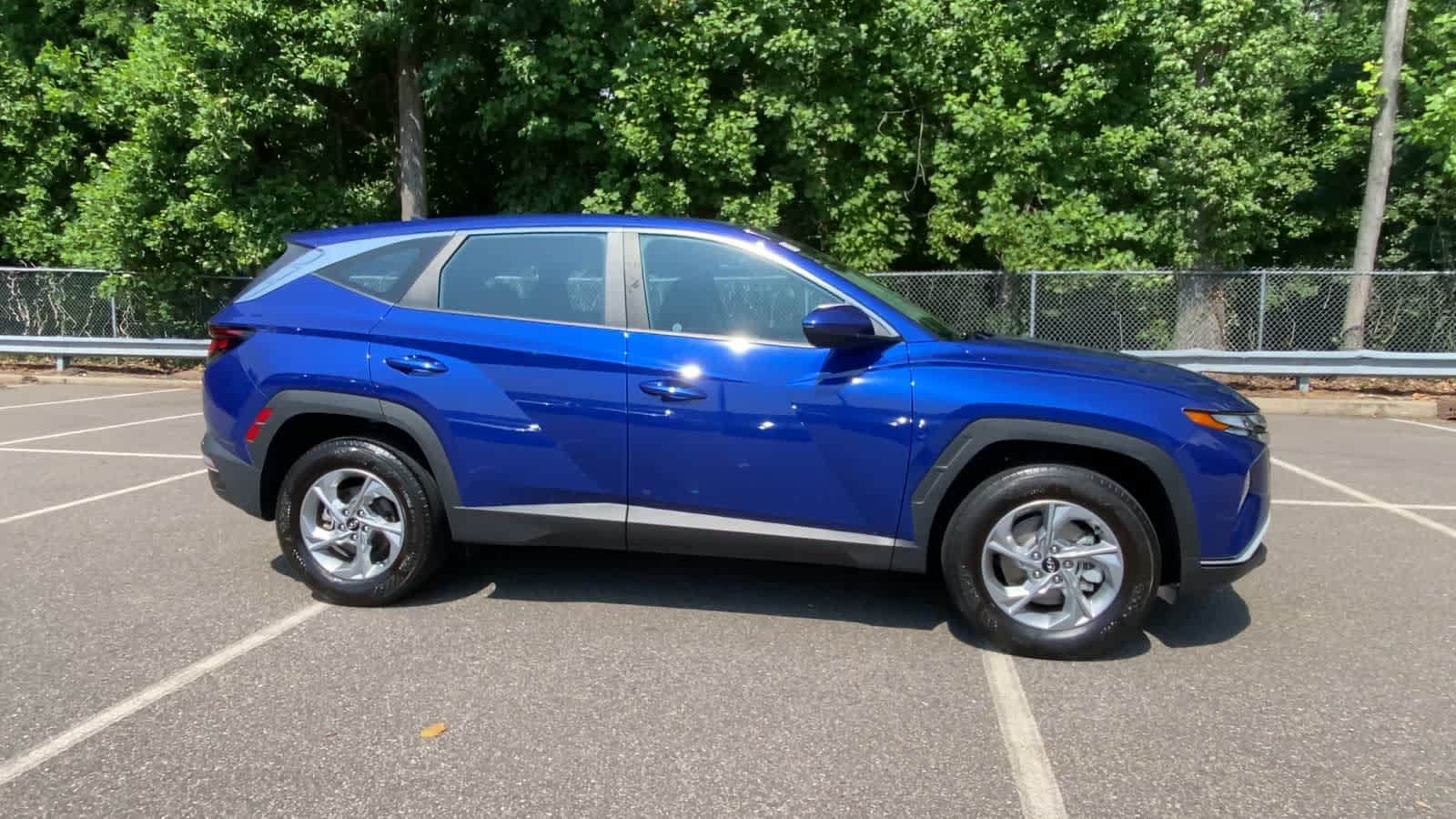 2023 Hyundai Tucson SE - Photo 12