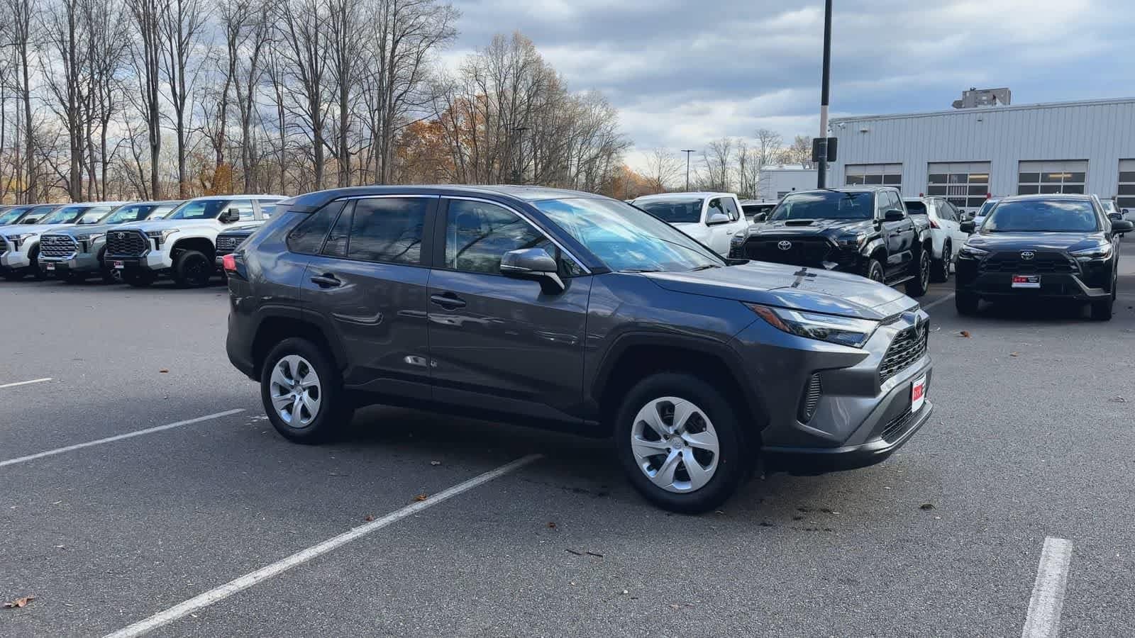 Thumbnail: 2025 Toyota RAV4 - 2