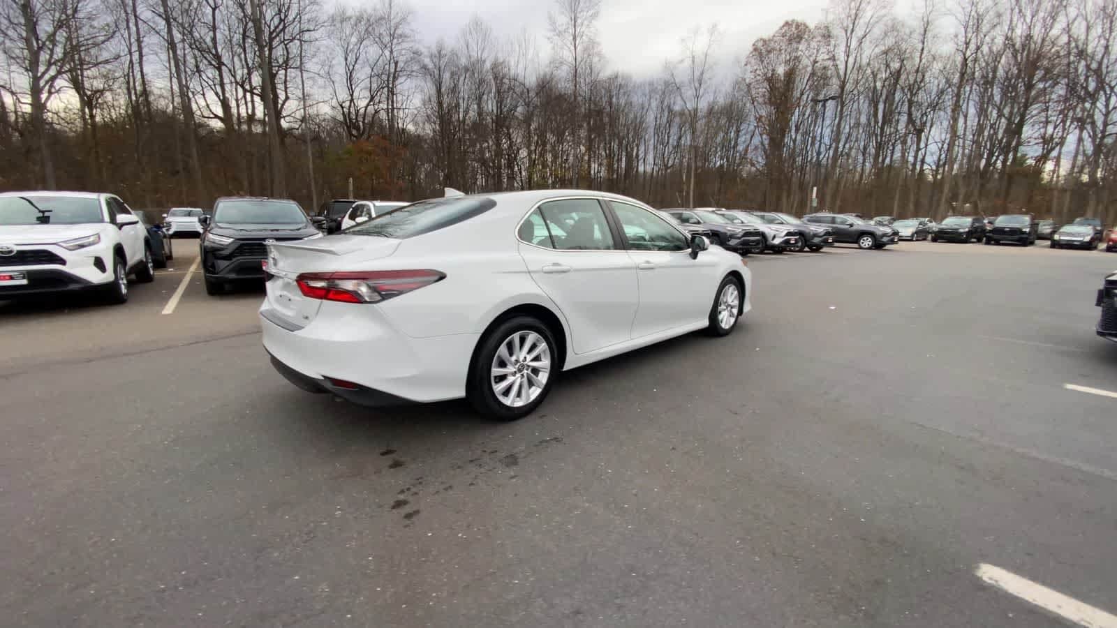 Thumbnail: 2023 Toyota Camry - 15