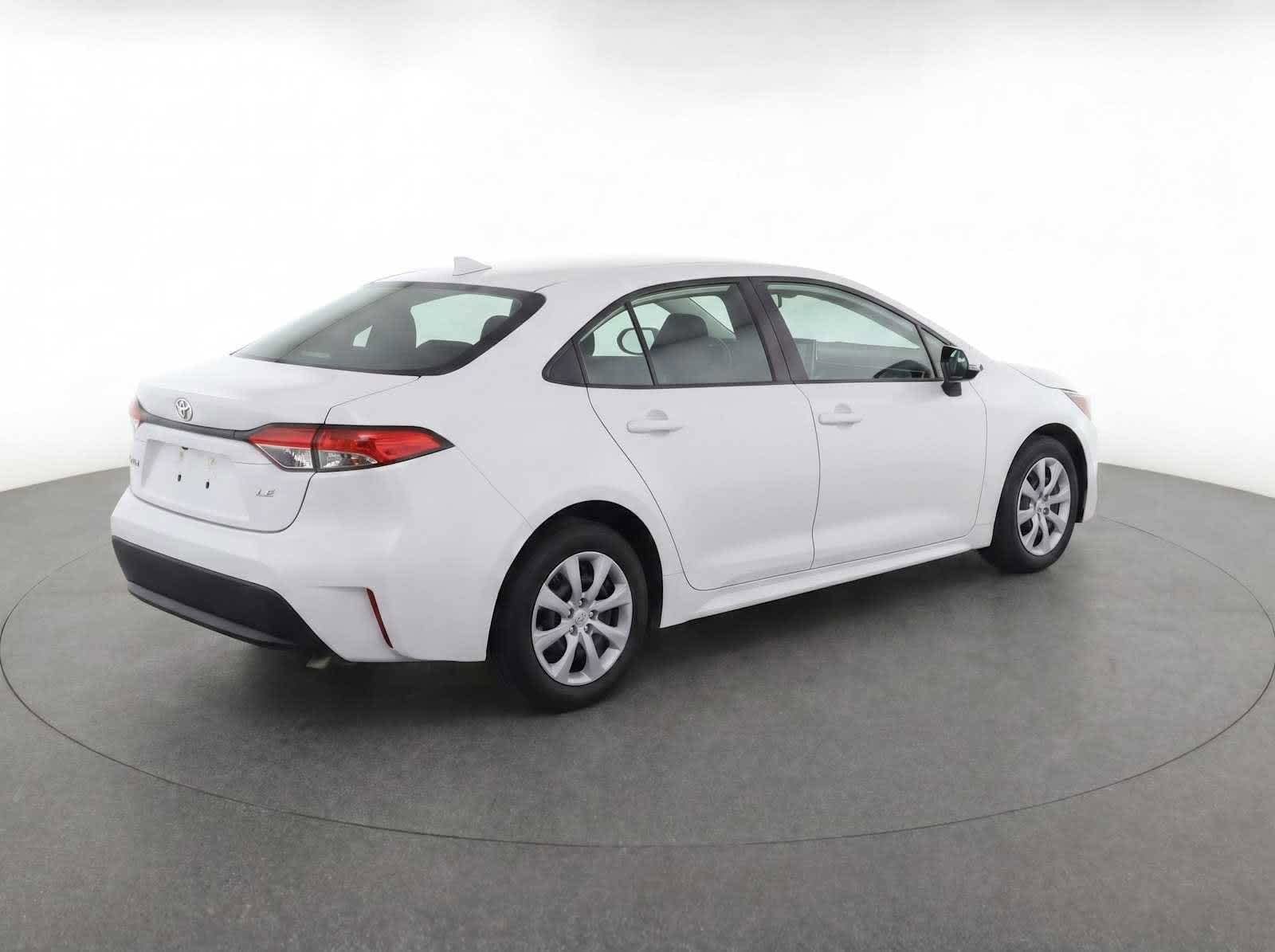 Thumbnail: 2023 Toyota Corolla - 7