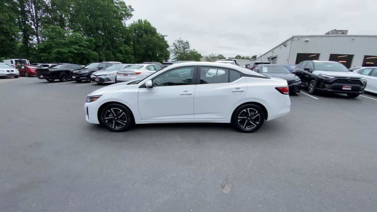Thumbnail: 2024 Nissan Sentra - 5