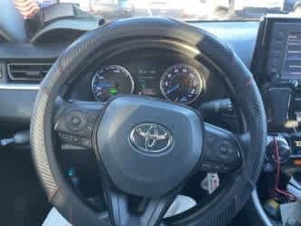 Thumbnail: 2020 Toyota RAV4 - 21