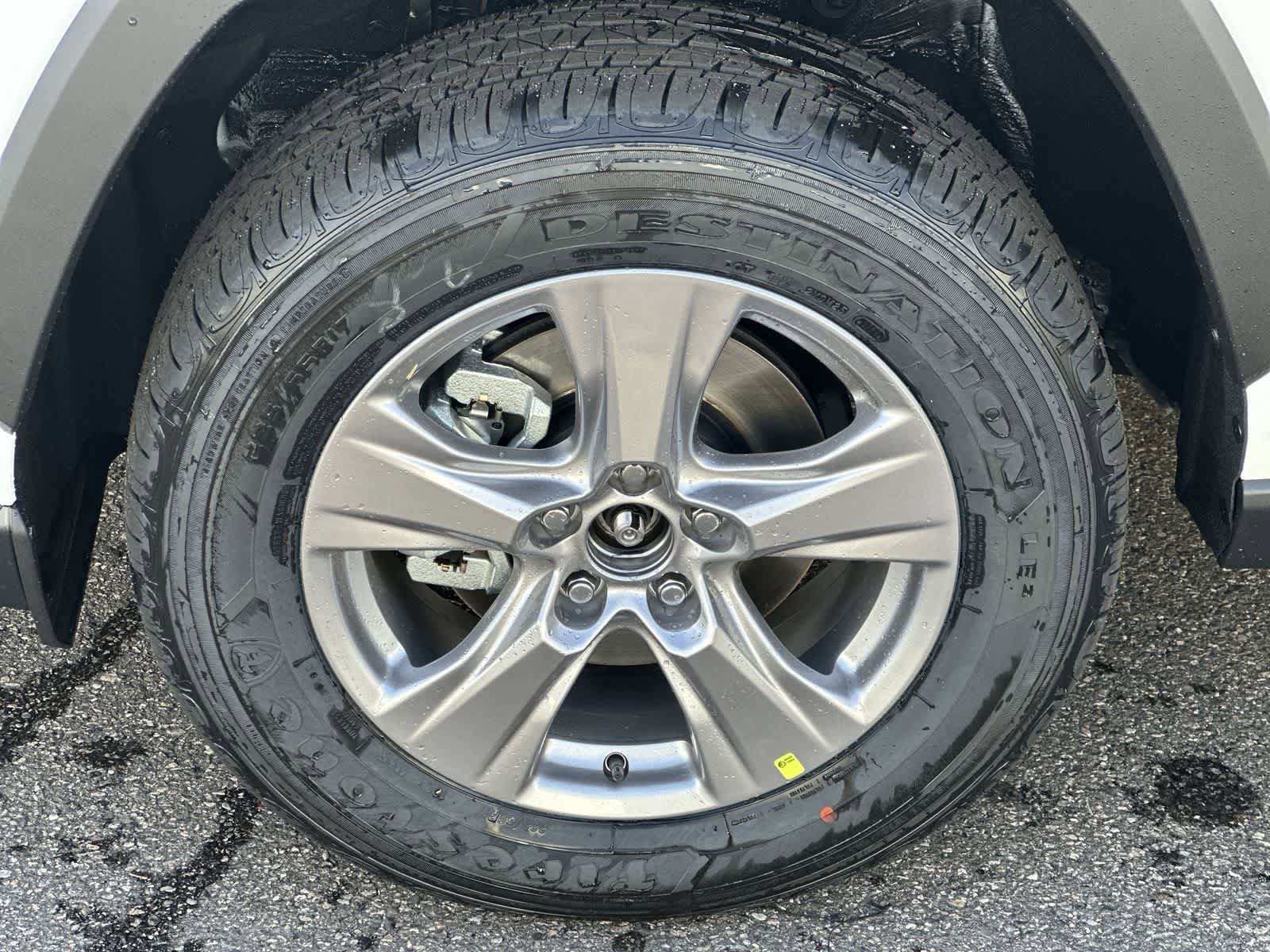 Thumbnail: 2025 Toyota RAV4 - 10